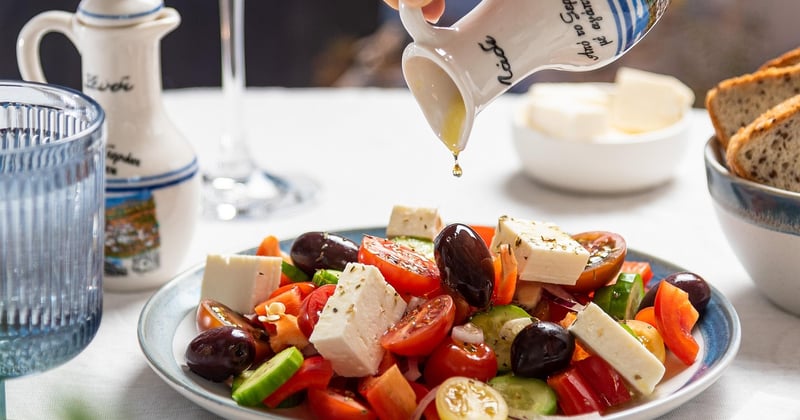 Salade de quinoa aux légumes rôtis et feta : la recette facile qui régale