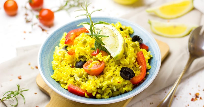 Riz sauté aux œufs et petits légumes express : prêt en 15 minutes
